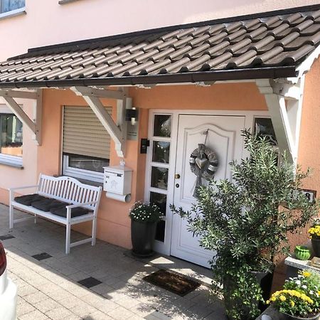 Appartamento Kleine Auszeit Neunkirchen  Esterno foto